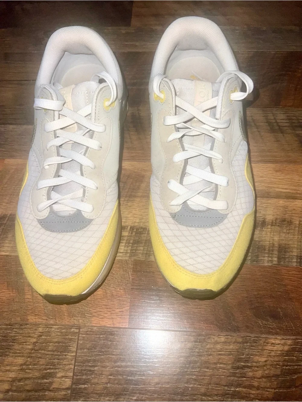 Nike Air Max Motif 'Photon Dust'